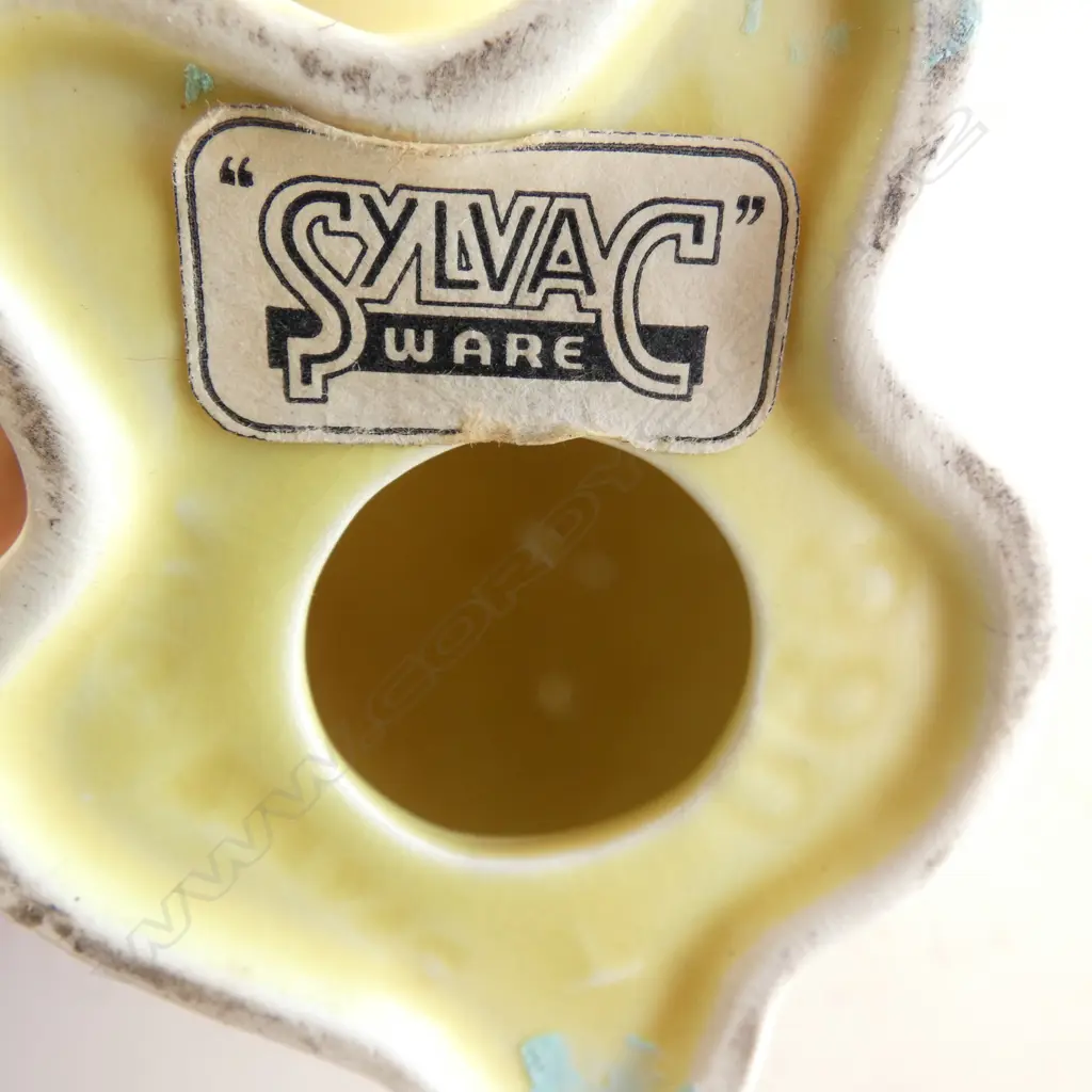 SYLVAC YELLOW SNUB NOSED RABBIT #990, H.120mm  Image 1++