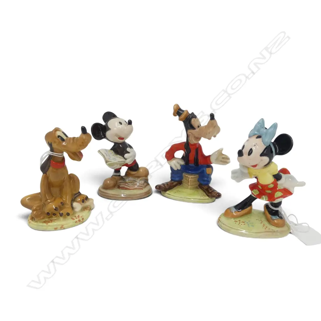 4 VINTAGE BESWICK MICKEY MOUSE FIGURINES; MICKEY, MINNIE, GOOFY & PLUTO, H.90-110mm Image 1++
