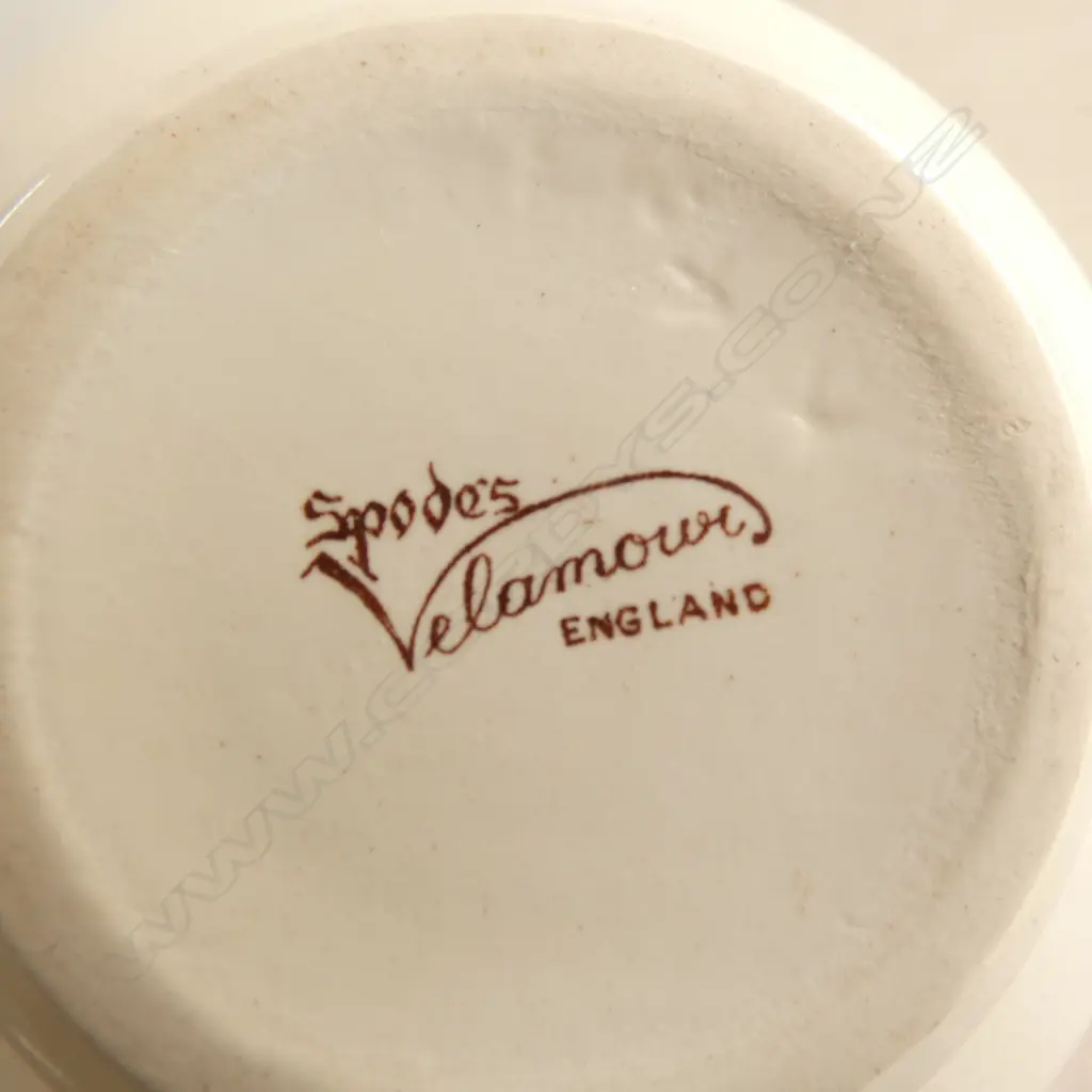 6 CREAM SPODE VELAMOUR VASES, Lrg rose bowl, 250x200mm Image 1++