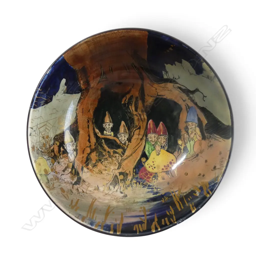 ROYAL DOULTON GNOMES FRUIT BOWL, RARE PATTERN INSIDE & OUT, H. 80 Dia.180mm, professional restoration to body Image 1++