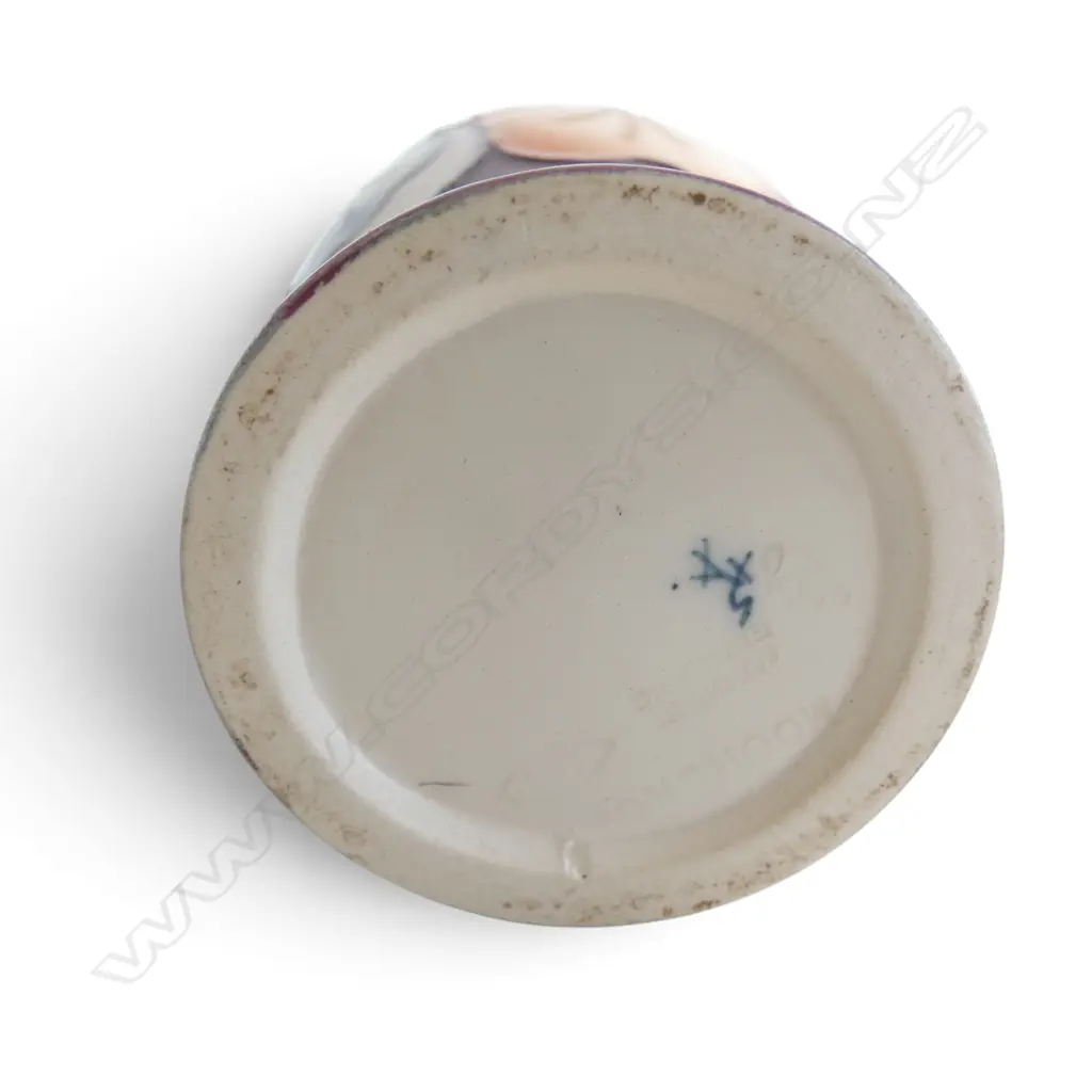 SML MOORCROFT PANSY VASE, H.80mm, artist monogram to base Image 1++