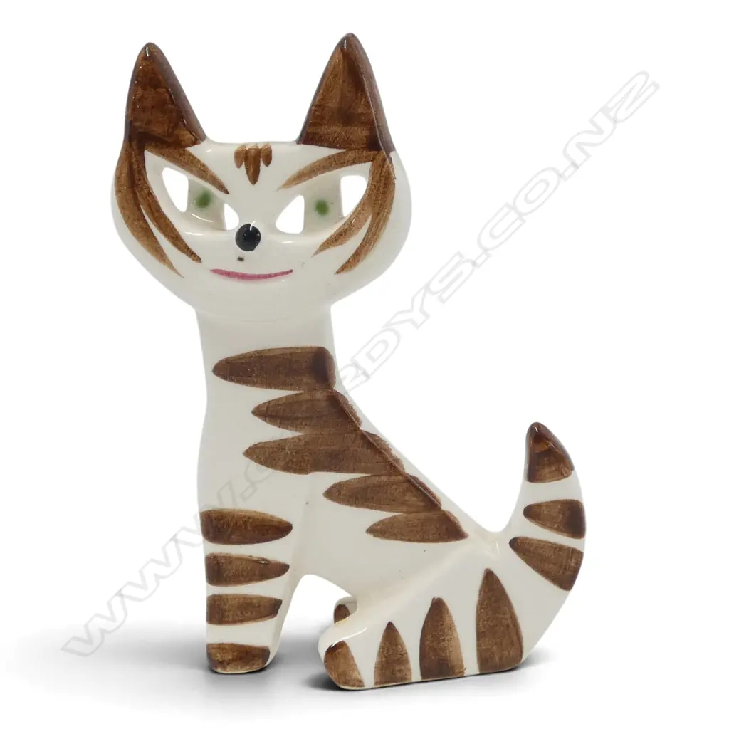 RARE 1961 SYLVAC FLAT CAT #2722, H.120mm, no. & Sylvac England impressed to back Image 1++