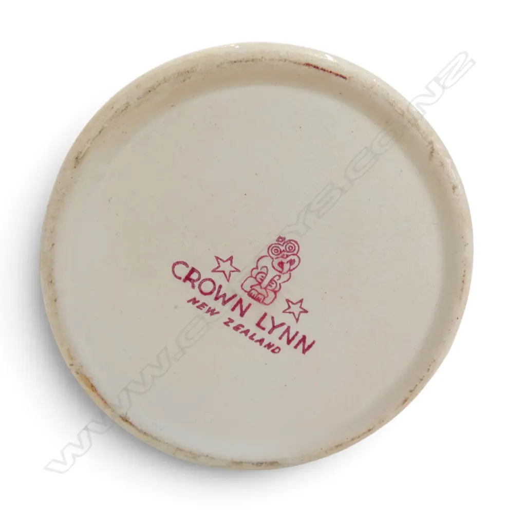 CROWN LYNN 1950 AUCKLAND N.Z. EMPIRE GAMES MUG w. tiki mark H.105mm Image 1++