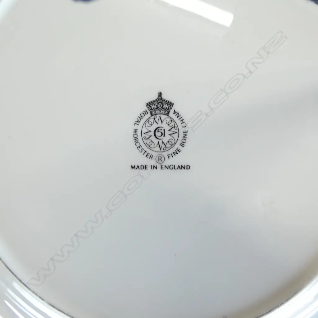 6 CABINET PLATES (IMARI AF) 300mm dia Image 1++
