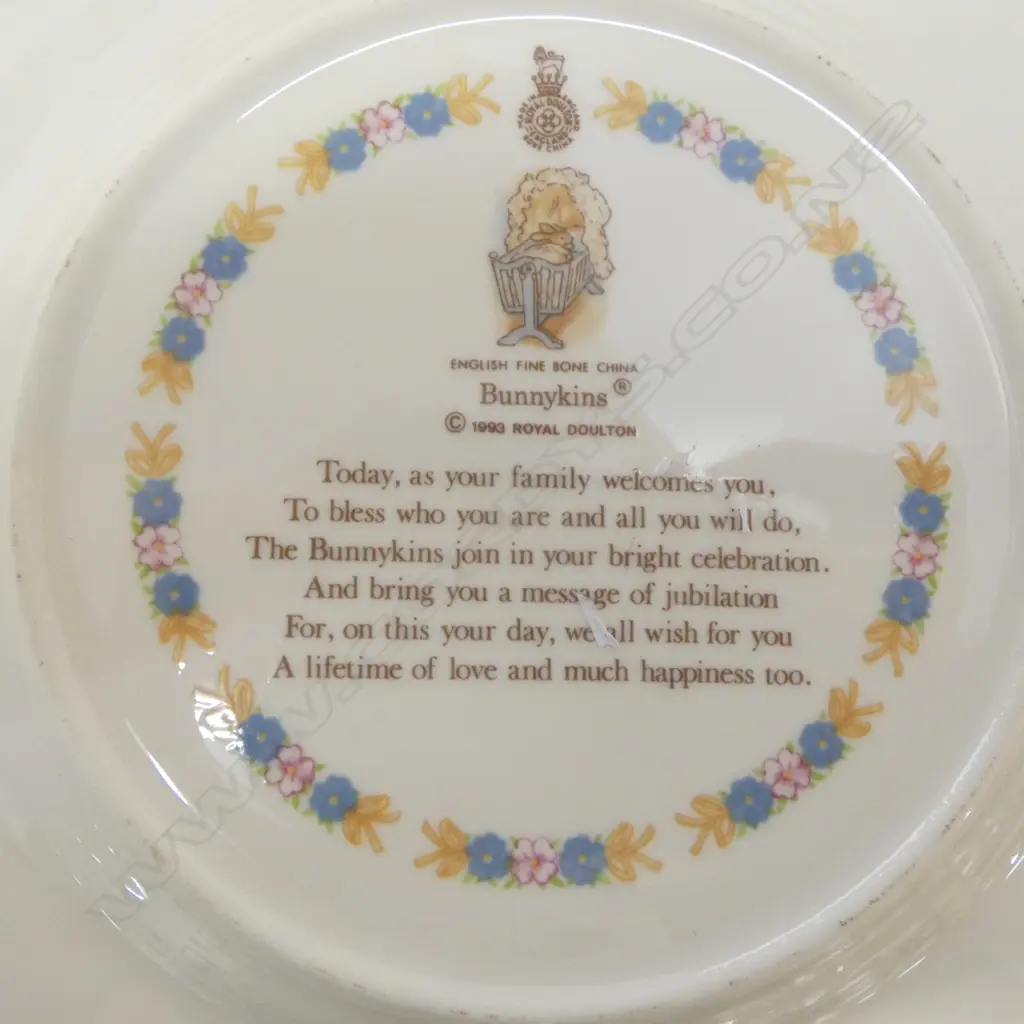 6 BUNNYKINS ITEMS: 3 X ROYAL DOULTON + 3 X PLASTIC Image 1++
