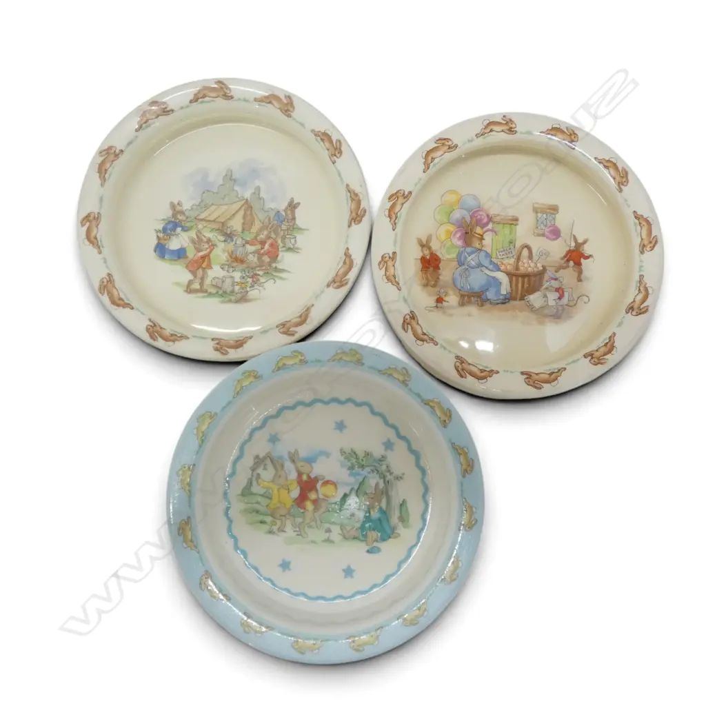6 BUNNYKINS ITEMS: 3 X ROYAL DOULTON + 3 X PLASTIC Image 1++