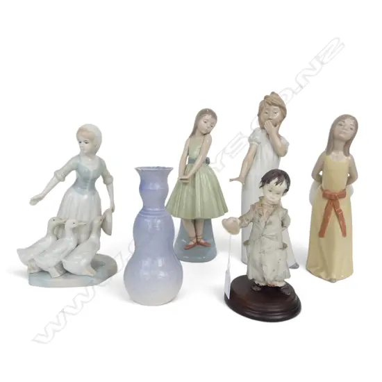 6 PCES; 2 LLARO (1 FINGERS AF), NAO GIRL H.290mm, 3 OTHER