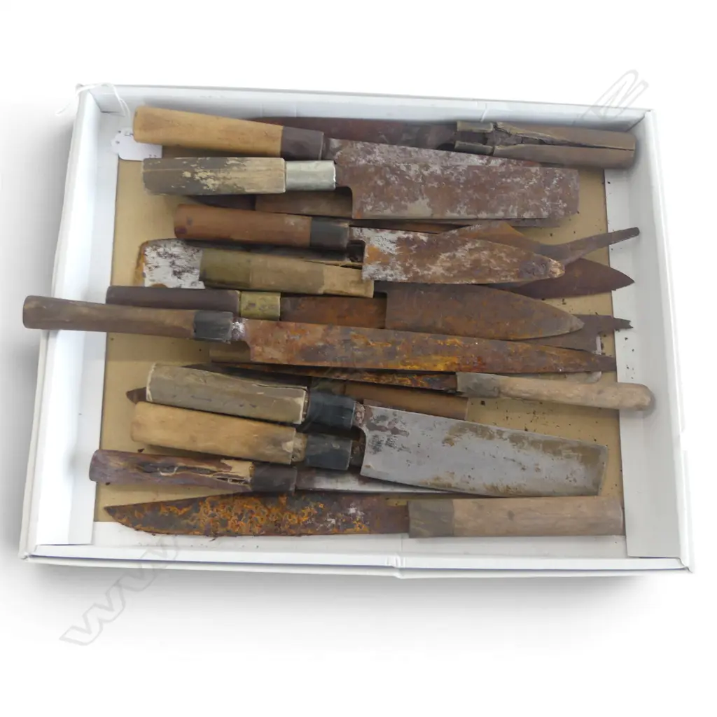 22 DAMAGED JAPANESE HCS KNIFE BLADES MOSTLY SIGNED Image 1++