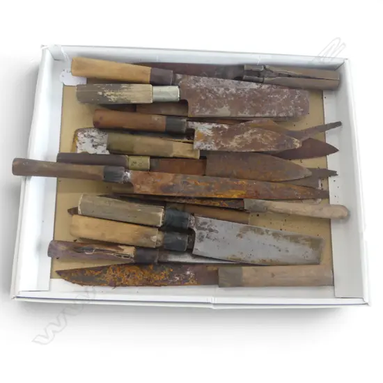 22 DAMAGED JAPANESE HCS KNIFE BLADES MOSTLY SIGNED