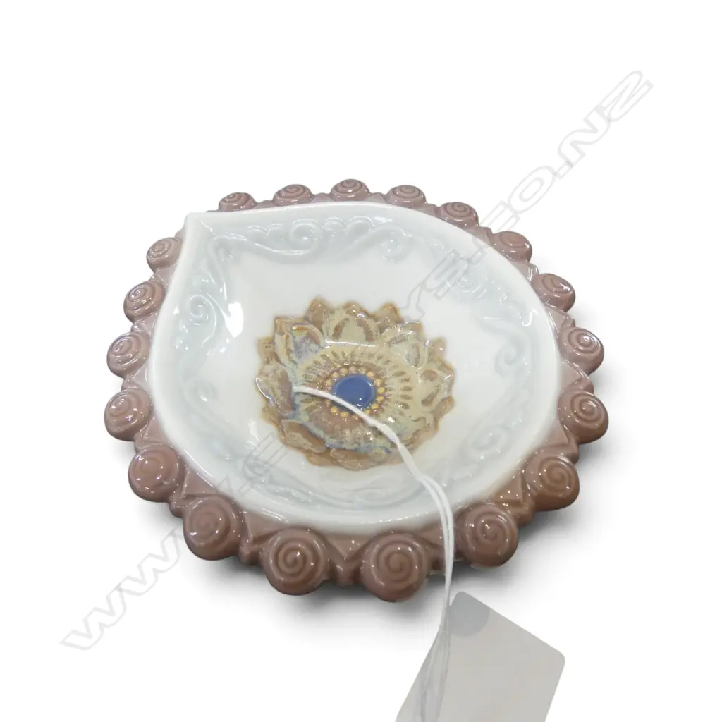 LLADRO HINDU ORNAMENT w. box for 'Ganesha diya' L.115mm Image 1++
