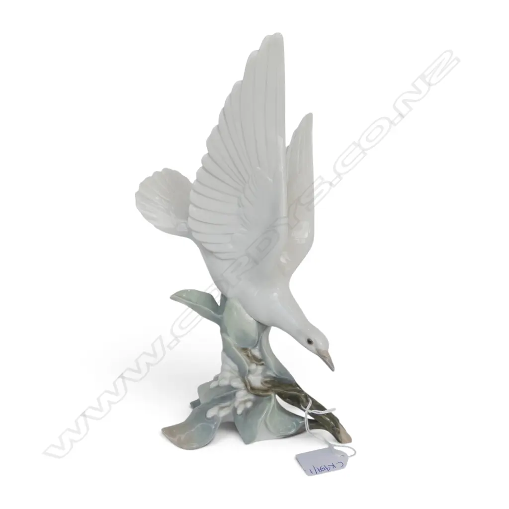 LLADRO DOVE H.265mm Image 1++