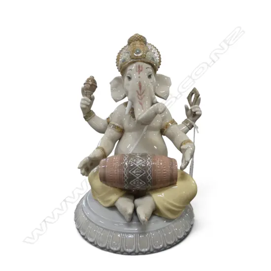 LLADRO 'MRIDANGAM GANESHA' FIGURINE w. box H.120mm