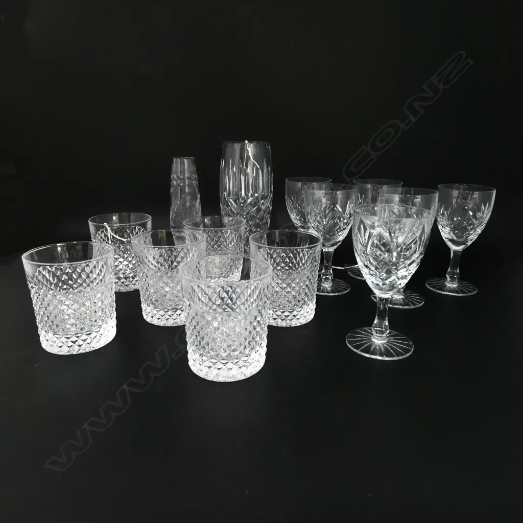 ASST. CRYSTAL & GLASSWARE Image 1++