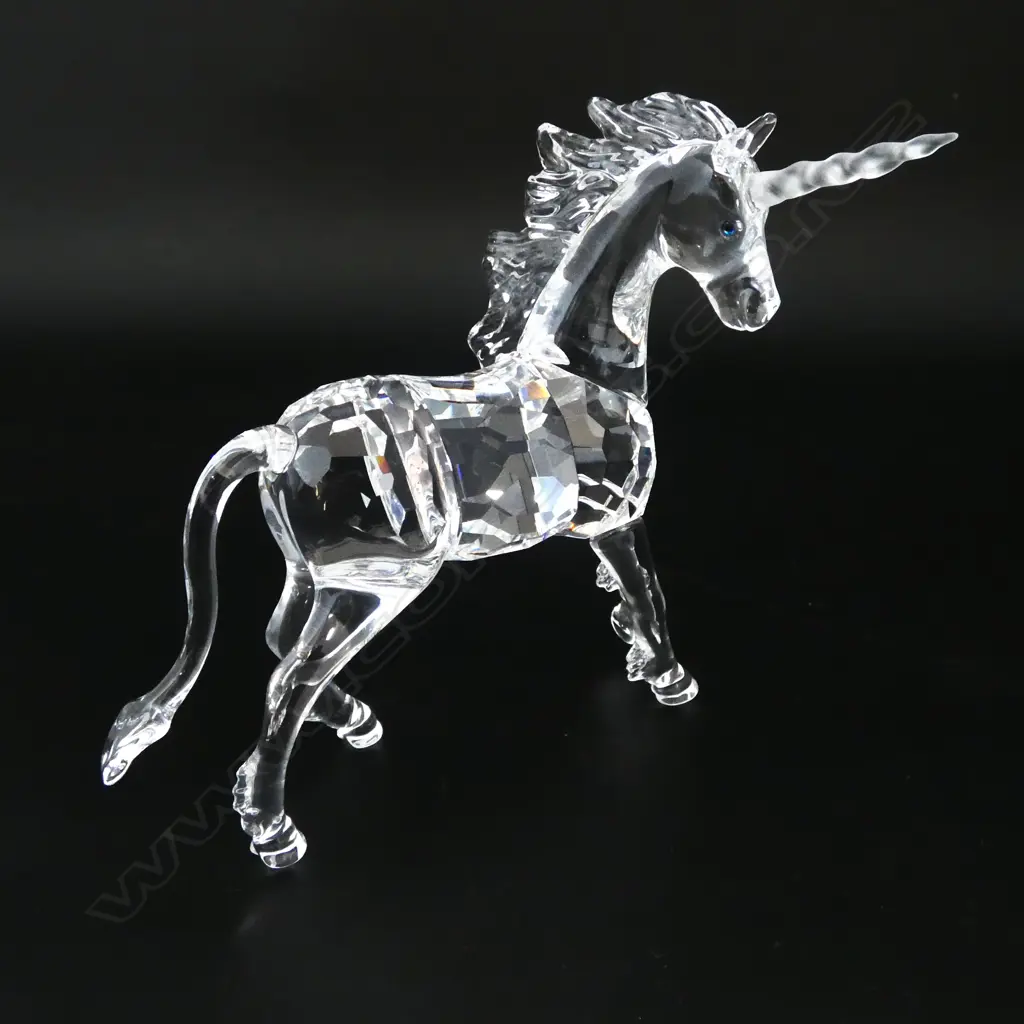 SWAROVSKI UNICORN H.115mm + BOX Image 1++