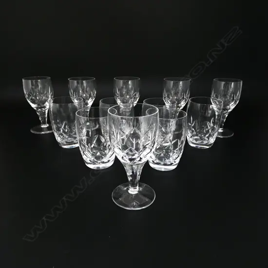 12 STUART CUT CRYSTAL GLASSES ‘CARLINGFORD’ 6 PORTS & 6 TUMBLERS, H.80MM-110MM