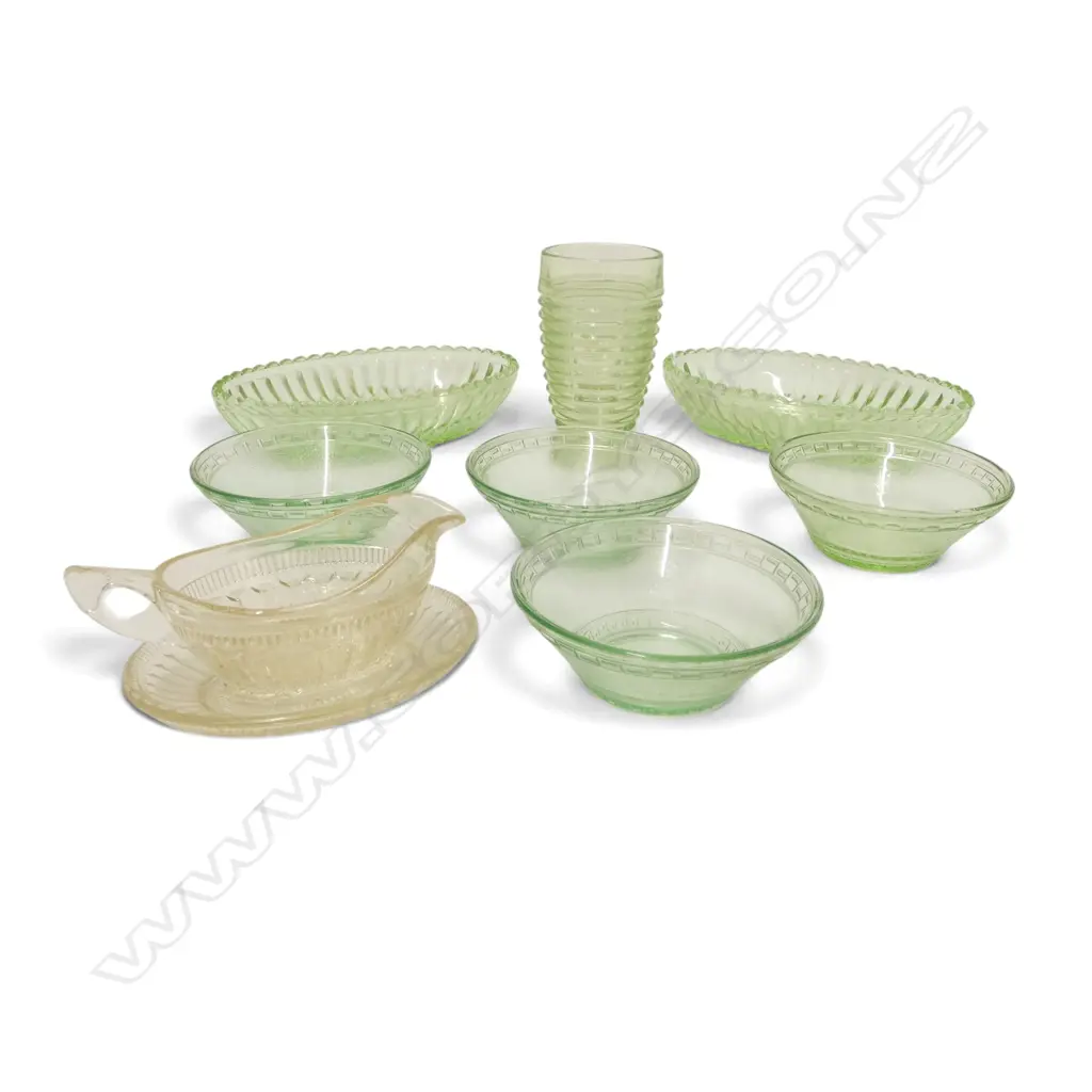 9 PCES OF GREEN PRESSED GLASS W.210mm Image 1++