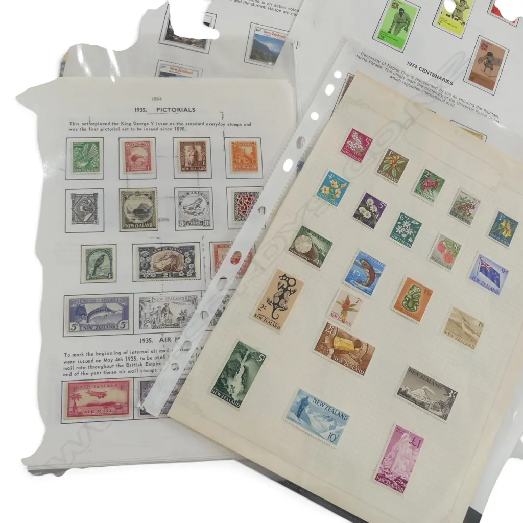 ASST. NZ STAMPS 1935-1986 Image 1++