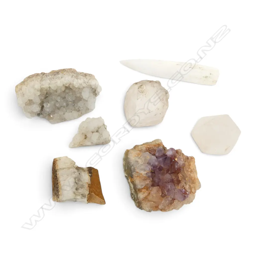 ASST. AMETHYST GEMSTONES Image 1++