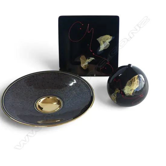 3 PCES PETER COLLIS; BOWL 310mm dia, SQUARE PLATE, VASE H.165mm