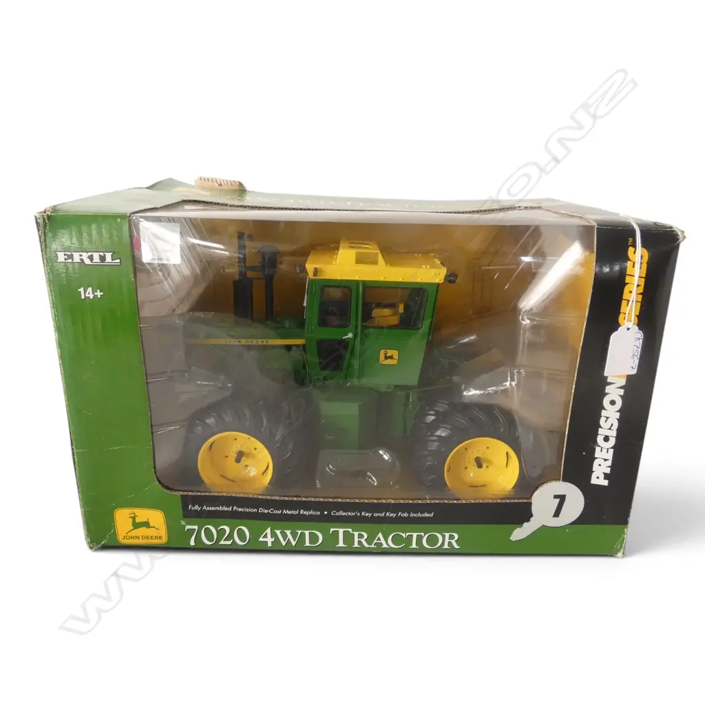 PART BOXED ERTL PRECISION SERIES 7020 4WD TRACTOR Image 1++