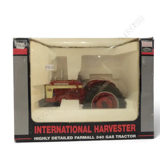 BOXED SPECCAST 1:16 FARMALL 340 TRACTOR