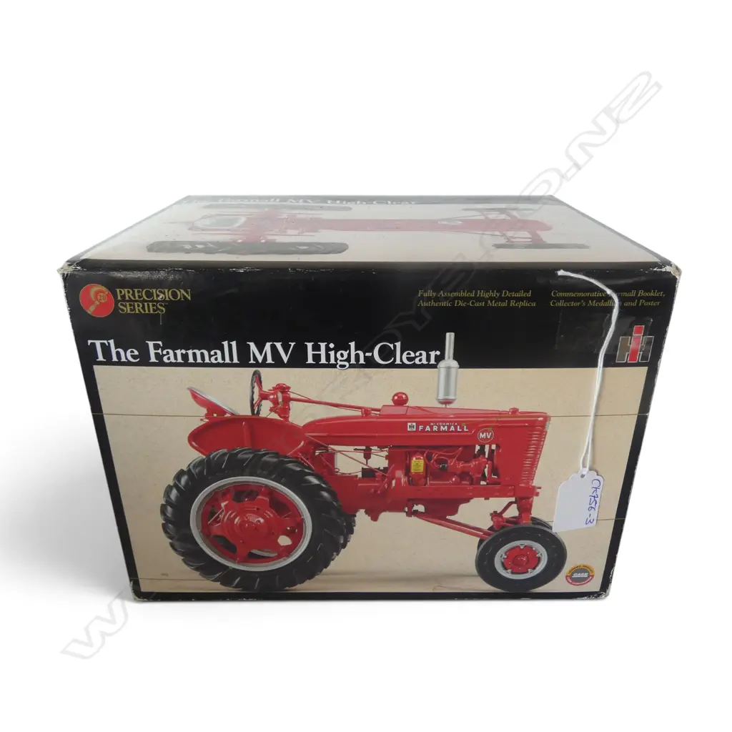 BOXED PRECISION SERIES THE FARMALL MV HIGH-CLEAR TRACTOR Image 1++