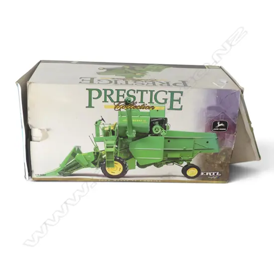 PART BOXED ERTL PRESTIGE COLLECTION JOHN DEERE CORN HARVESTER