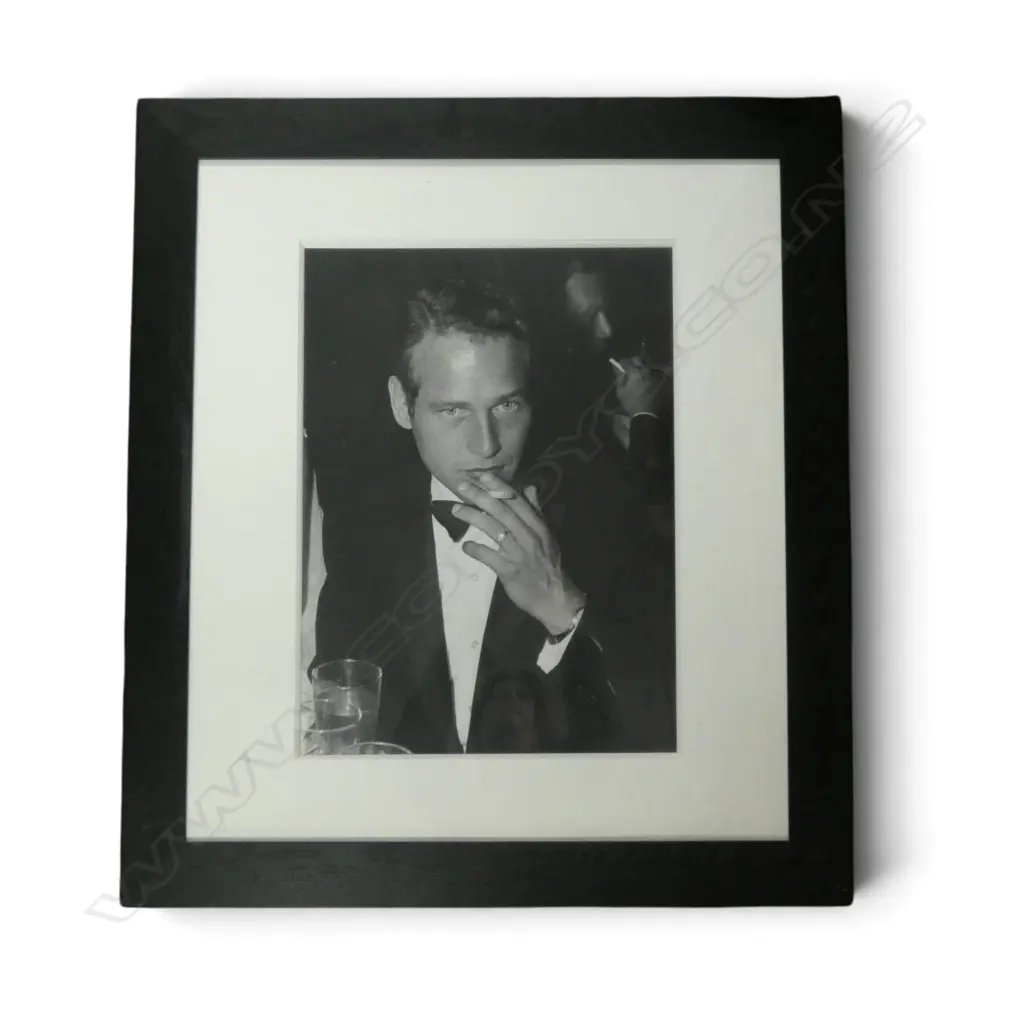 AFTER WILLIAM LOVELACE, PAUL NEWMAN AT THE OSCARS, PHOTOGRAPHIC PRINT BY GETTY IMAGES, 560 X 405mm Image 1++