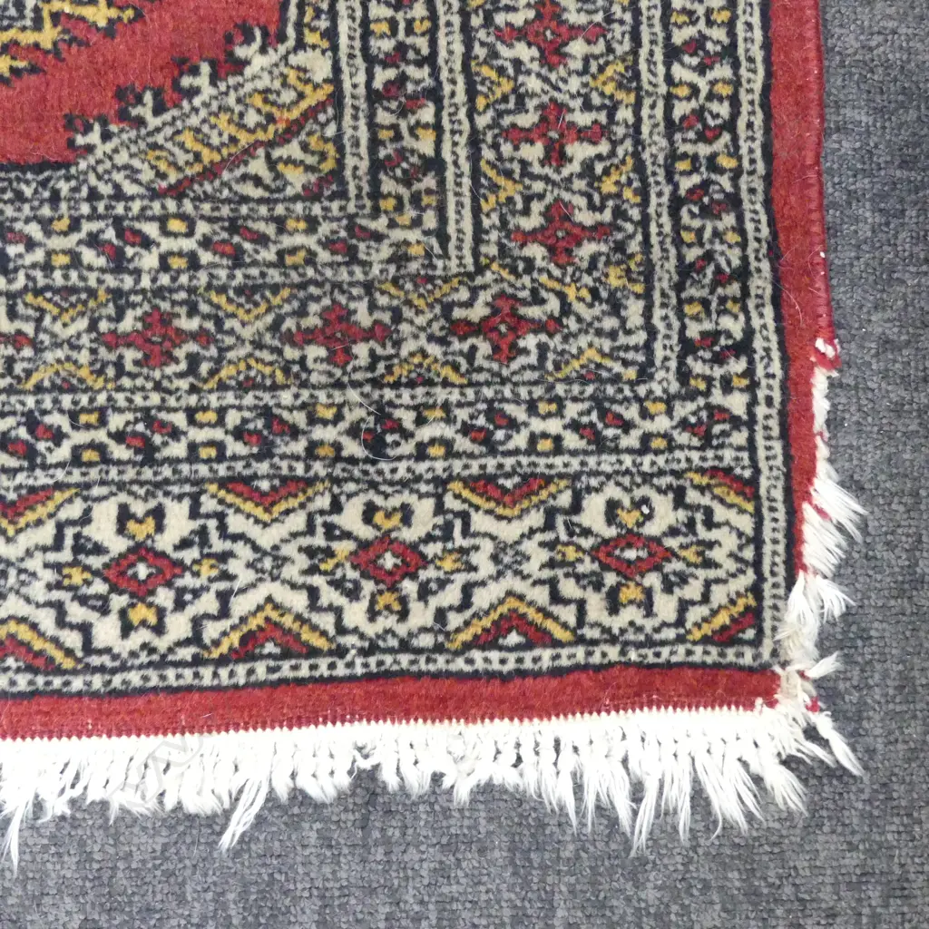 HAND KNOTTED WOOL PILE RUG 900x650mm Image 1++