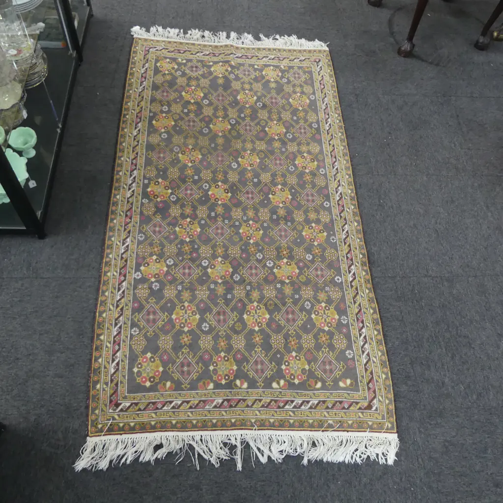HAND KNOTTED WOOL PILE RUG 1890x1030mm Image 1++