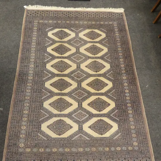 HAND KNOTTED WOOL PILE RUG 1850x1240mm