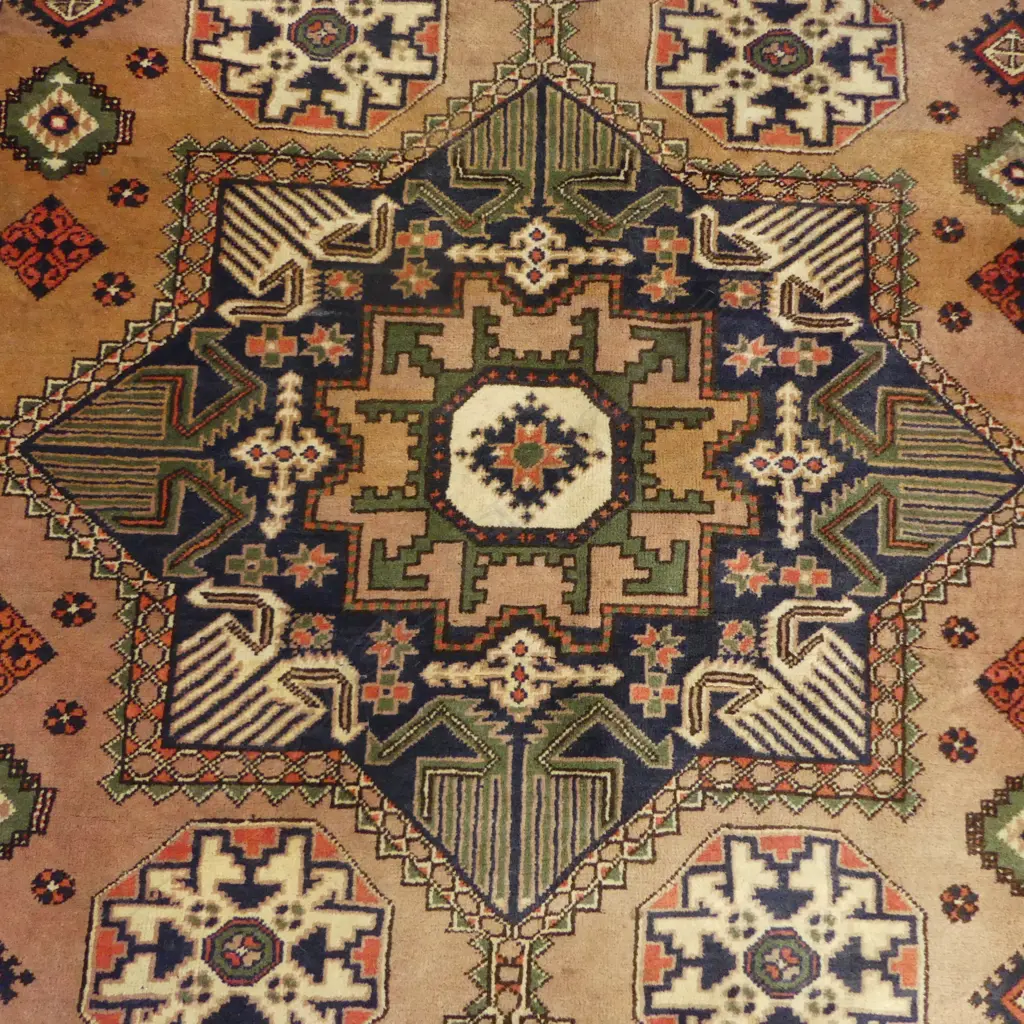 HAND KNOTTED ALL WOOL RUG 1920x1550mm Image 1++