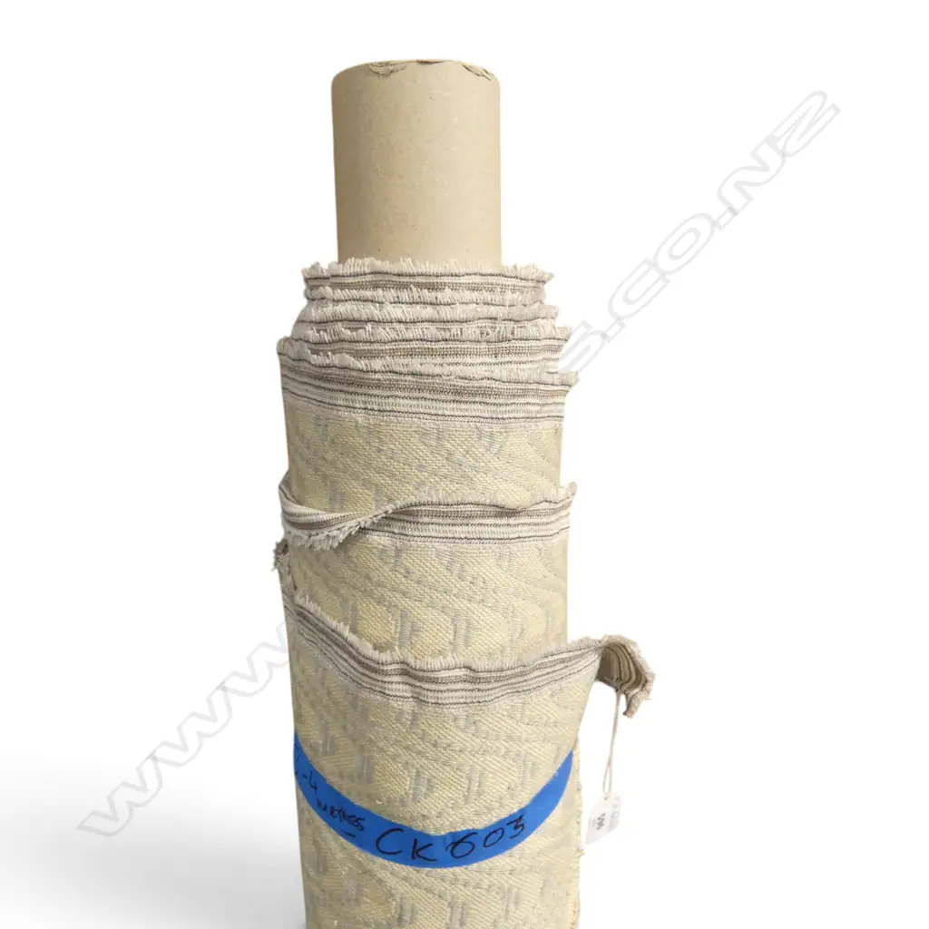 BOLT OF FABRIC 3 - 4 METERS Image 1++