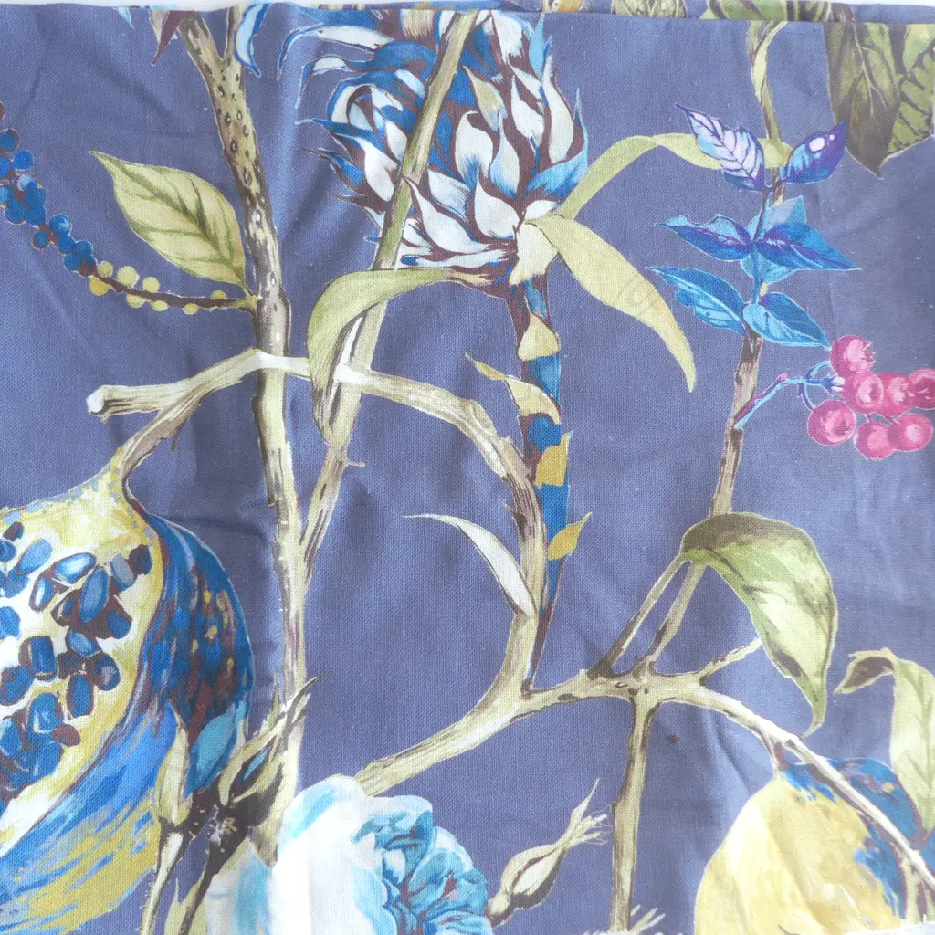 4 PIECES OF FABRIC, LARGEST 2.2 X 1.3M Image 1++