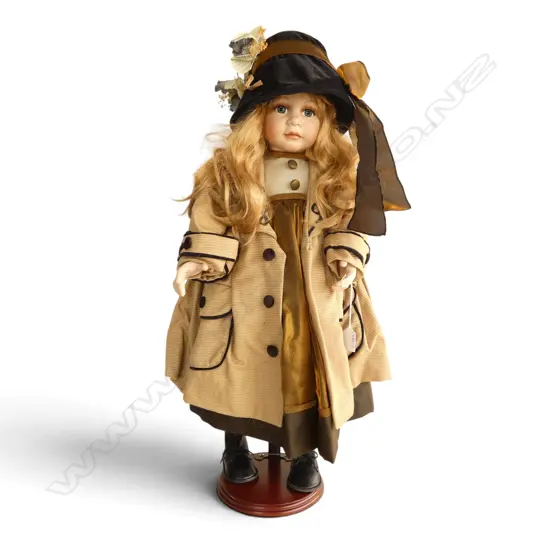 BOXED HILLVIEW LANE LIMITED EDITION COLLECTION 'CLAUDIA' PORCELAIN DOLL w. stand