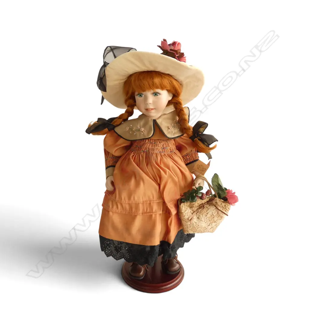 BOXED PORCELAIN LIMITED EDITION DOLL by JAYNE COLLINS  Image 1++