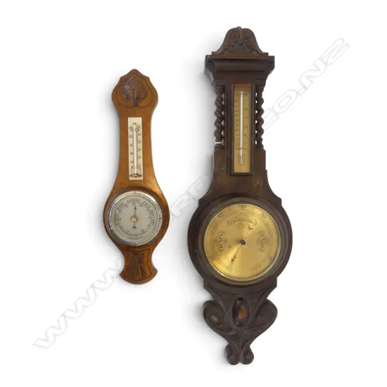 2 BANJO OAK WALL BAROMETERS L.755 / 470mm