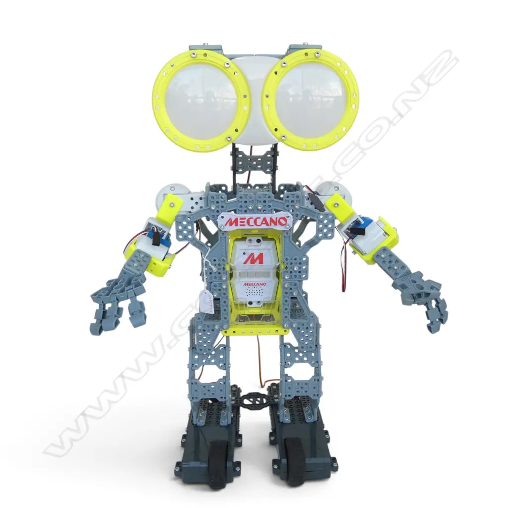 MECCANO ROBOT [NO REMOTE BUT POWERS UP] H600MM  Image 1++