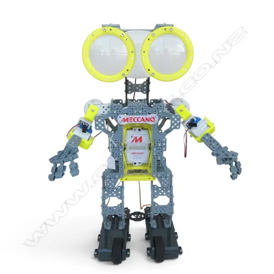 MECCANO ROBOT [NO REMOTE BUT POWERS UP] H600MM 