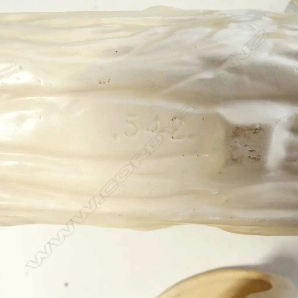 6 SHELL CERAMICS INCL. CROWN LYNN VASE #631 + TROUGH LOG VASE #542 W.250mm Image 1++