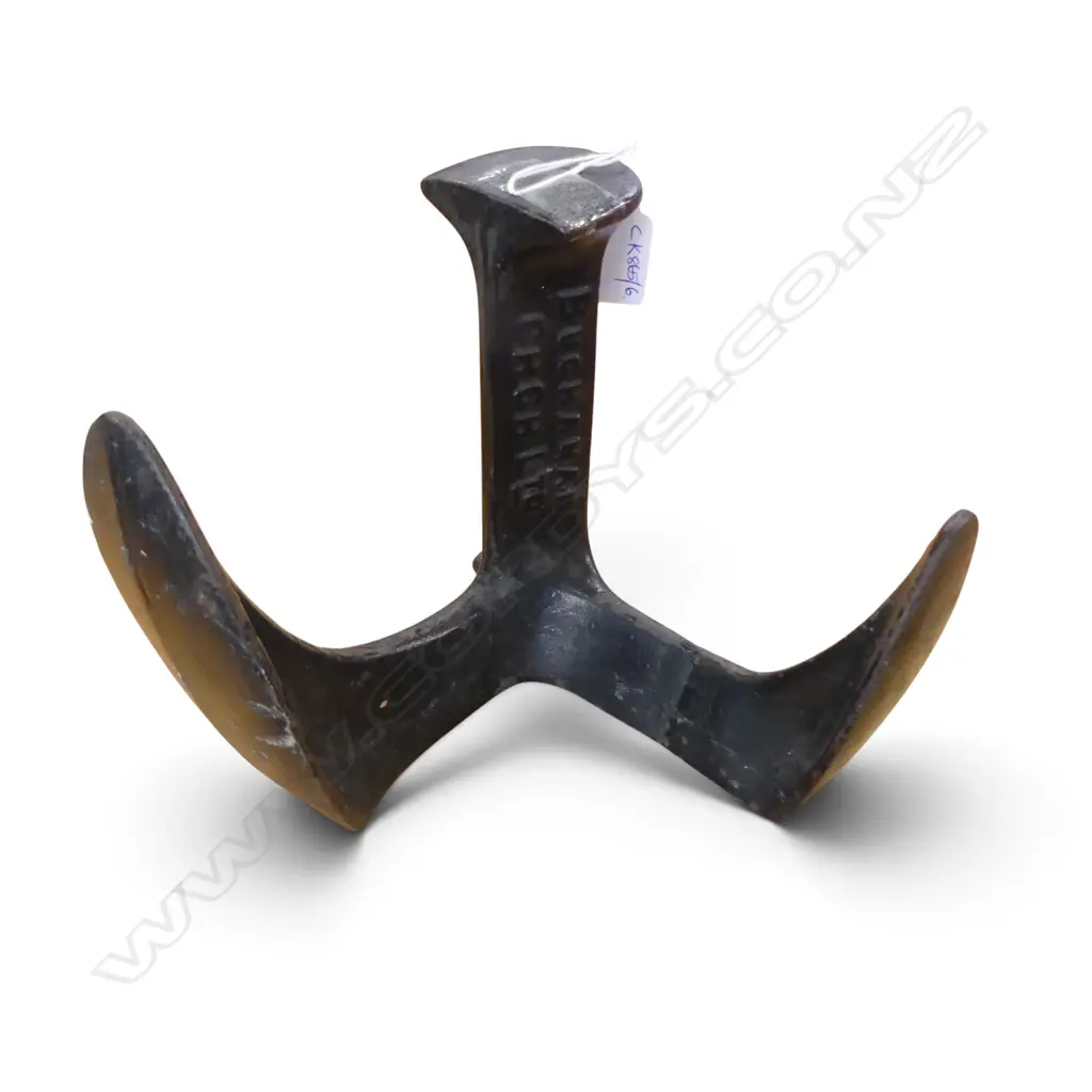 CAST IRON SHOE LAST 'BUCHANAN CHCH LTD' H.185mm Image 1++