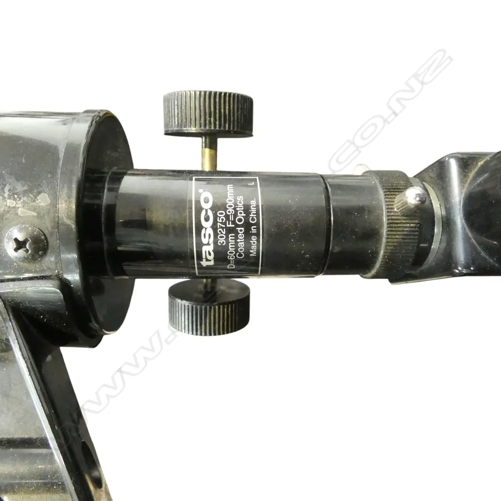 TASCO TELESCOPE ON TRIPOD Image 1++