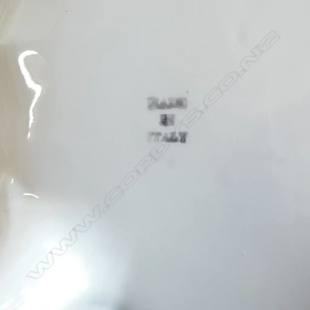 ASST. CAPODIMONE INCL. LG TUREEN W.350mm, CHIPS Image 1++