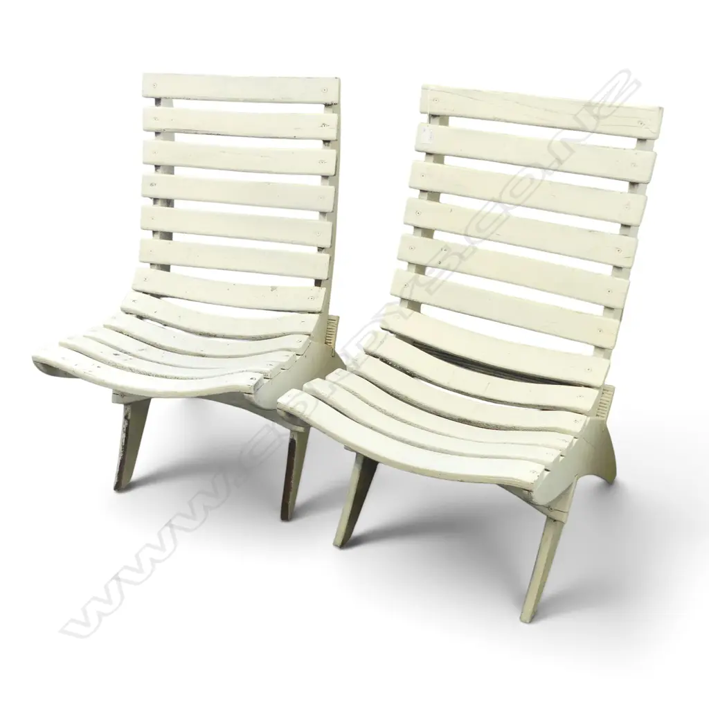 PR WHITE PAINTED OUTDOOR CHAIRS Image 1++