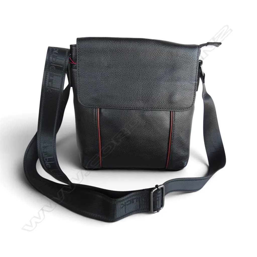 BLACK LEATHER BAG 270x250mm Image 1++