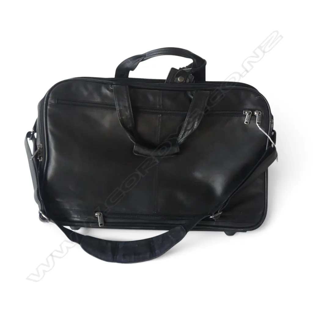 TUMI BLACK LEATHER BAG 350x550mm Image 1++