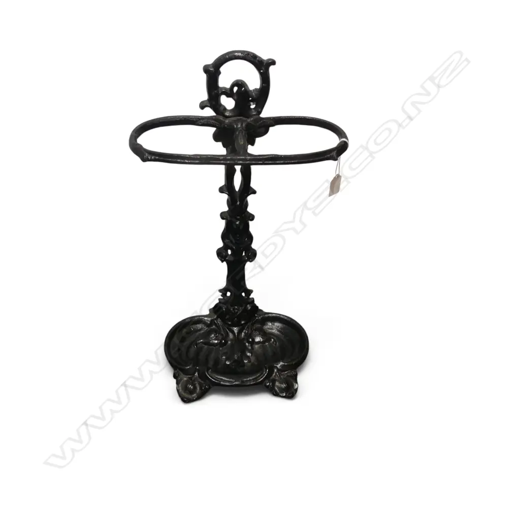 CAST IRON UMBRELLA STAND H.590mm Image 1++