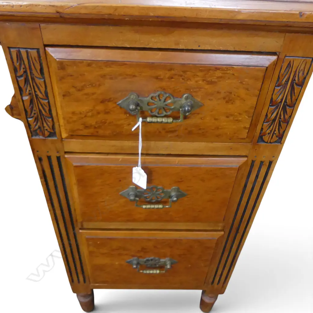 EDWARDIAN DESK w MOTTLED KAURI DRAWERS & TOOLED LEATHER TOP, 1210x560x760mm Image 1++