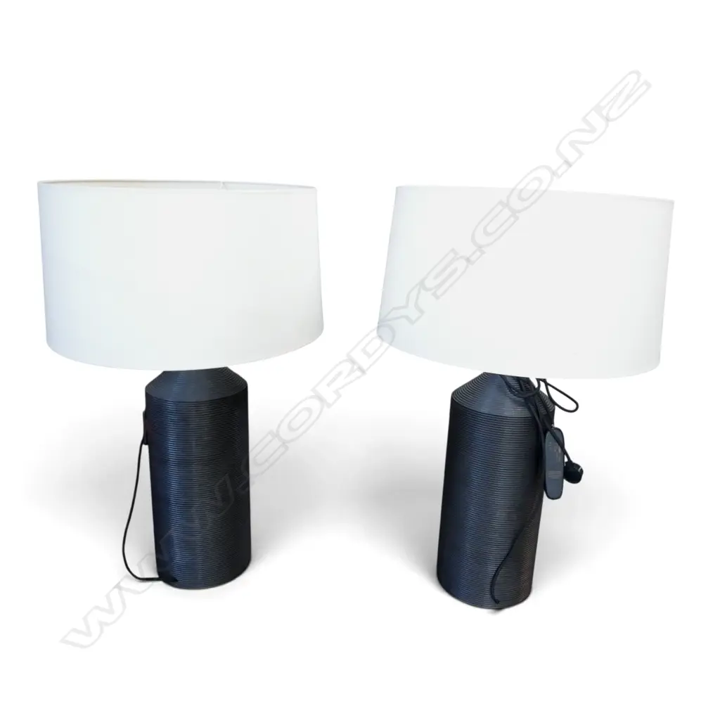 PR LG MODERN TABLE LAMPS H.910mm, 550mm dia Image 1++