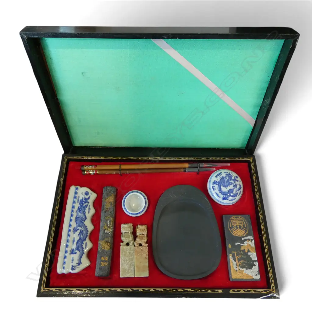 ORIENTAL INKSTONE CALLIGRAPHY SET IN LACQUER BOX W.330mm Image 1++